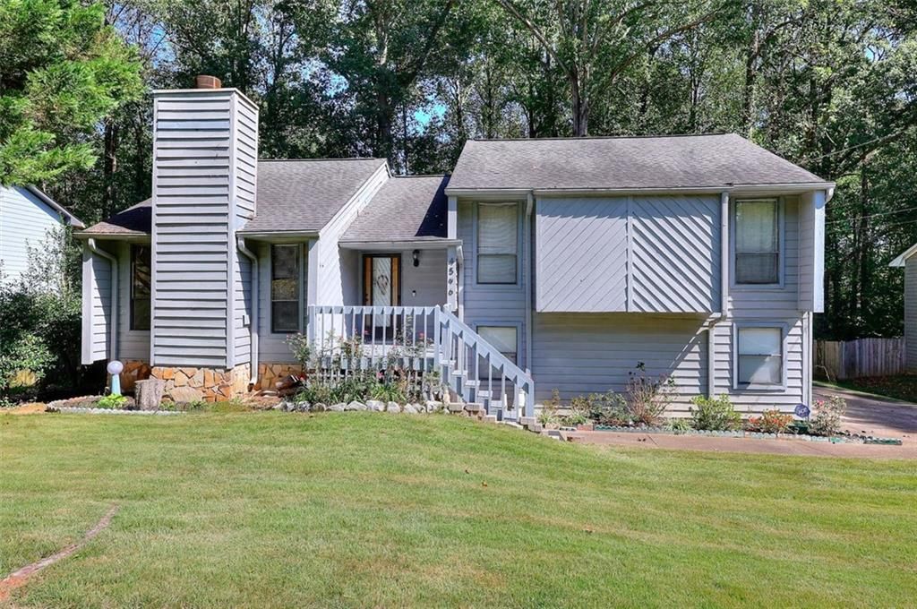 4596 MOSSY NW Lane, Lilburn, GA 30047