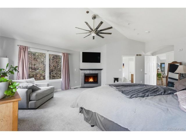 8966 Green Meadows Ct, Highlands Ranch, CO 80126