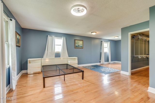 364 Max Jett Road, Johnson City, TN 37601