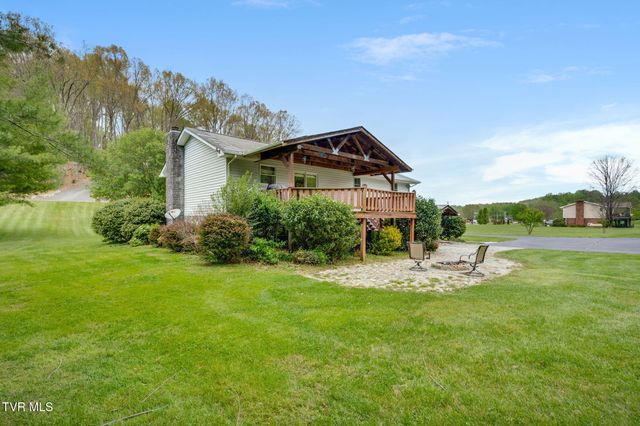 364 Max Jett Road, Johnson City, TN 37601