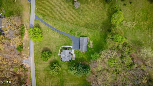 364 Max Jett Road, Johnson City, TN 37601