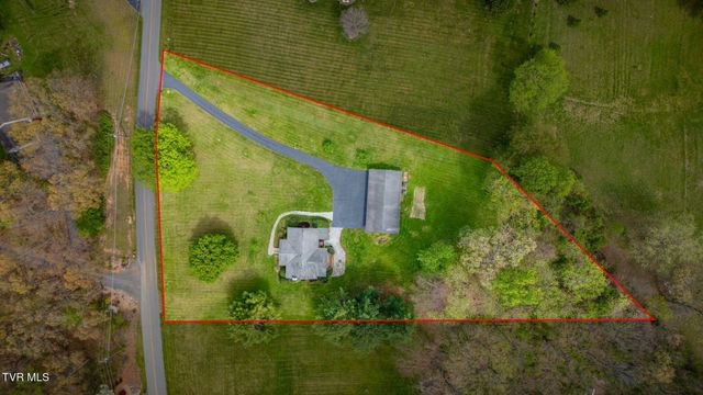 364 Max Jett Road, Johnson City, TN 37601
