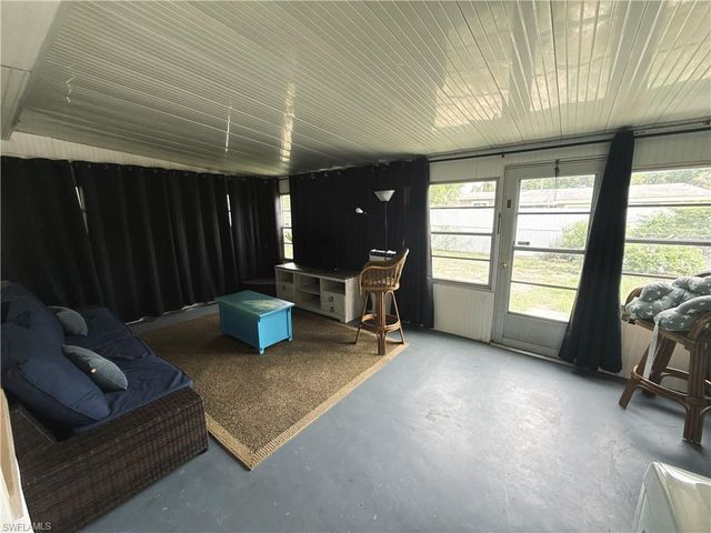 930 Narcissus ST, North Fort Myers, FL 33903