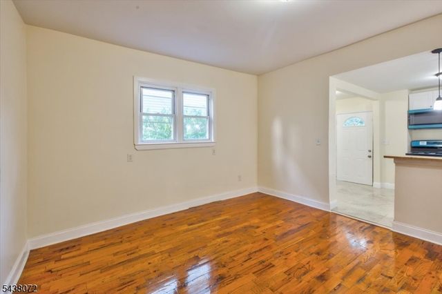 34 Hedden Ter, Newark City, NJ 07108