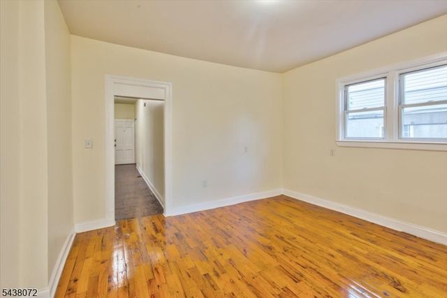 34 Hedden Ter, Newark City, NJ 07108