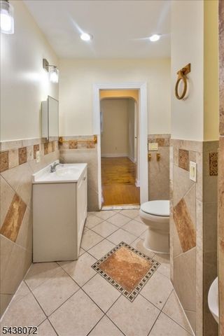 34 Hedden Ter, Newark City, NJ 07108