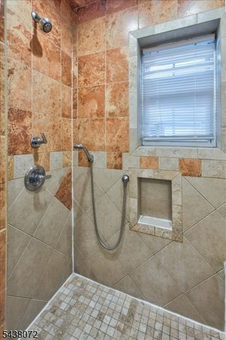 34 Hedden Ter, Newark City, NJ 07108