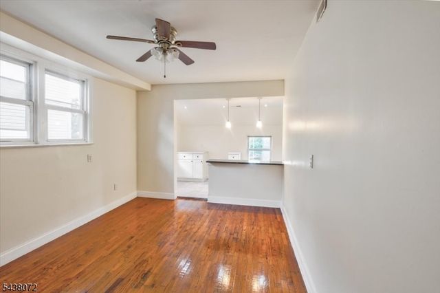 34 Hedden Ter, Newark City, NJ 07108