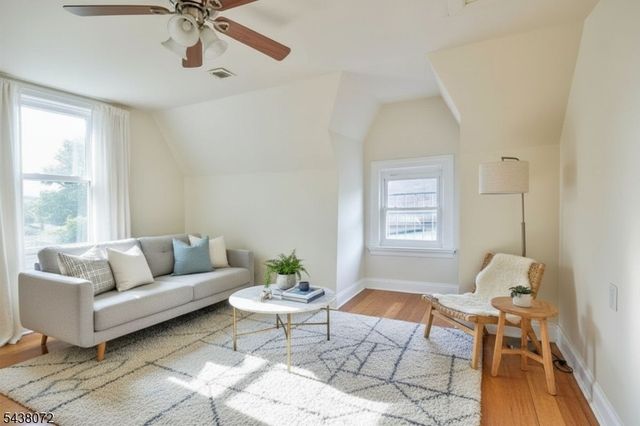 34 Hedden Ter, Newark City, NJ 07108
