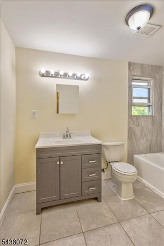 34 Hedden Ter, Newark City, NJ 07108
