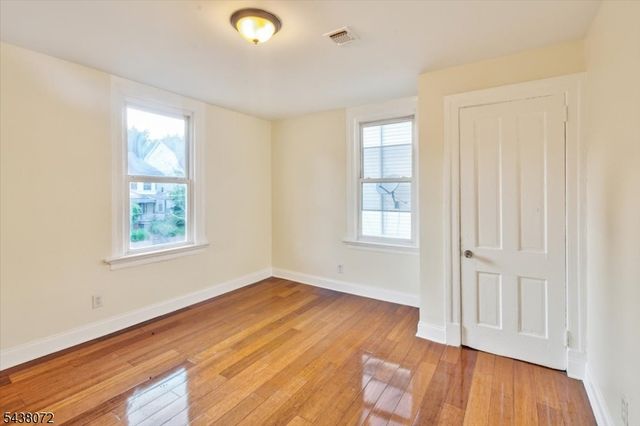34 Hedden Ter, Newark City, NJ 07108