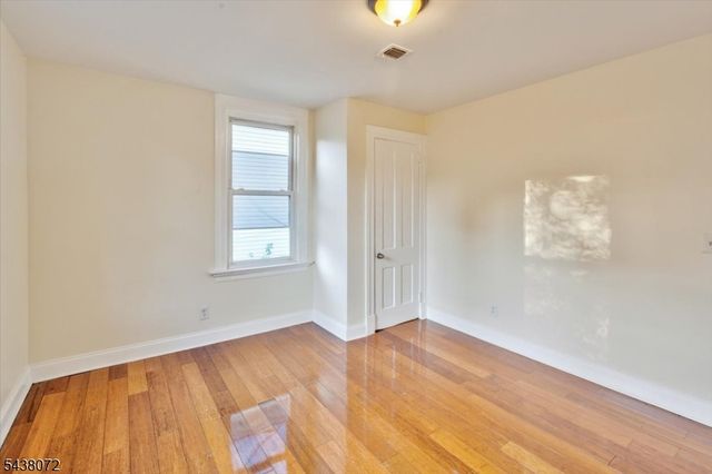 34 Hedden Ter, Newark City, NJ 07108