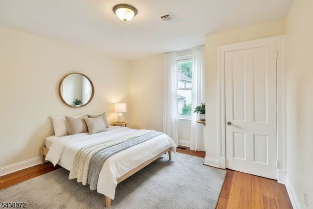 34 Hedden Ter, Newark City, NJ 07108