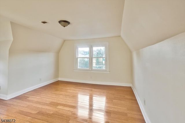 34 Hedden Ter, Newark City, NJ 07108