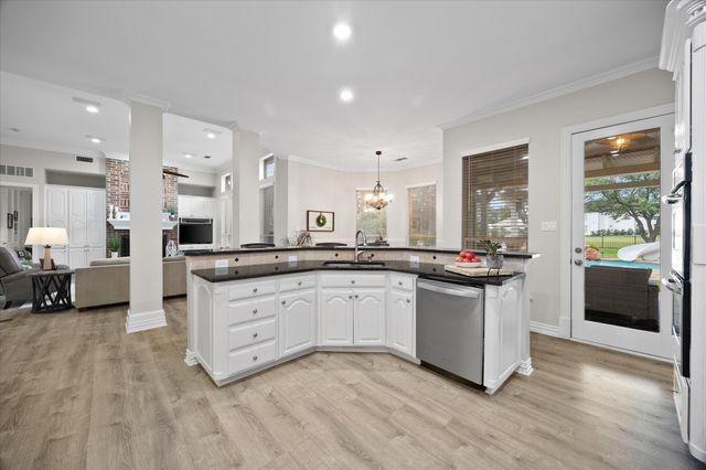 621 Liechty Court, Heath, TX 75032