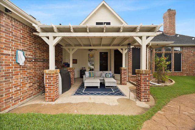 621 Liechty Court, Heath, TX 75032