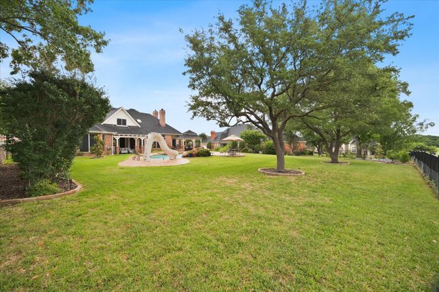 621 Liechty Court, Heath, TX 75032