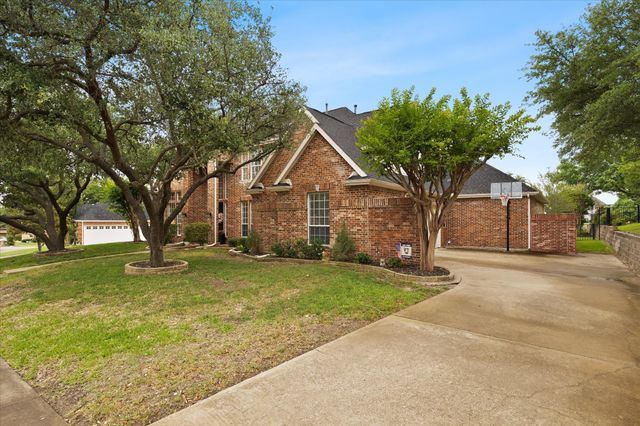 621 Liechty Court, Heath, TX 75032