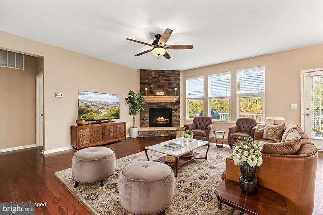18 FARMVIEW DR, Stafford, VA 22554