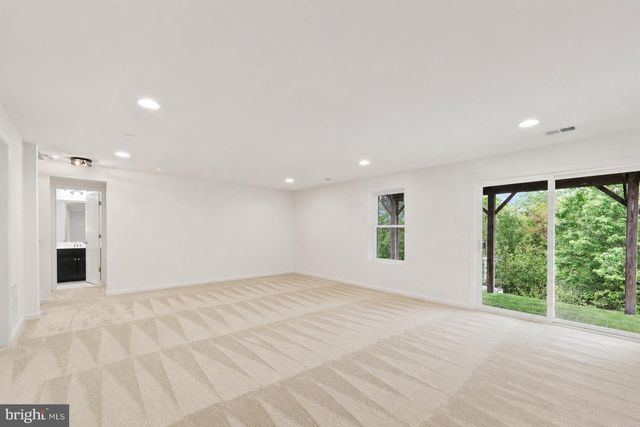 18 FARMVIEW DR, Stafford, VA 22554