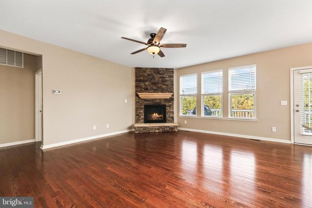 18 FARMVIEW DR, Stafford, VA 22554