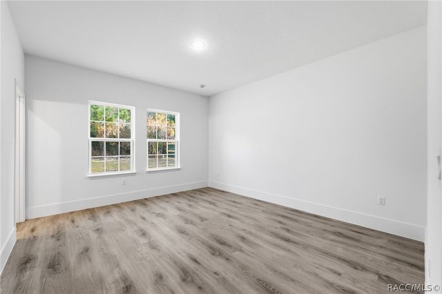 7047 N Lime Drive, Dunnellon, FL 34433