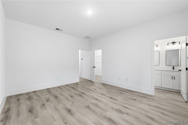 7047 N Lime Drive, Dunnellon, FL 34433