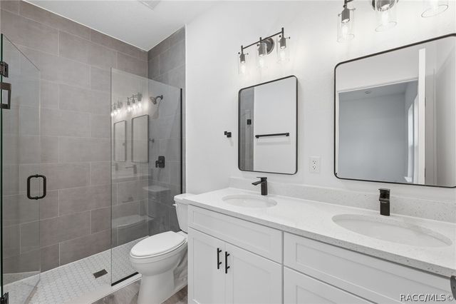 7047 N Lime Drive, Dunnellon, FL 34433