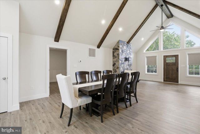 124 MEDFORD LN, Berkeley Springs, WV 25411