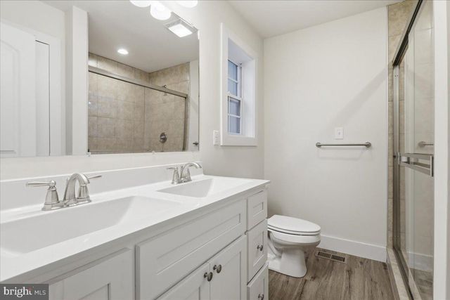 124 MEDFORD LN, Berkeley Springs, WV 25411