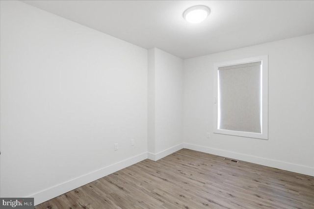 124 MEDFORD LN, Berkeley Springs, WV 25411