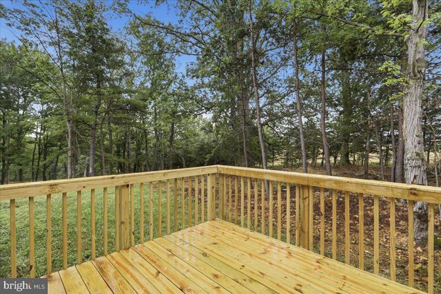 124 MEDFORD LN, Berkeley Springs, WV 25411