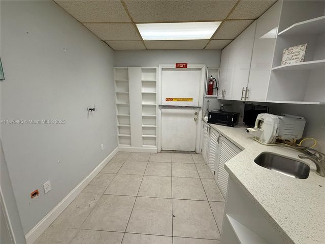 2331 N State Road 7 109, Lauderhill, FL 33313