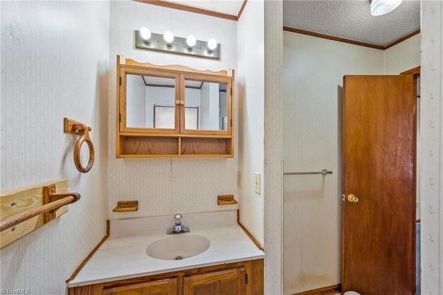 1006 Ardmore Drive, Greensboro, NC 27401