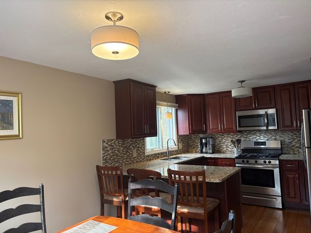 849 Boston Post Rd E 5H, Marlborough, MA 01752