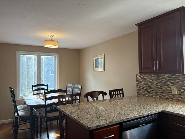 849 Boston Post Rd E 5H, Marlborough, MA 01752