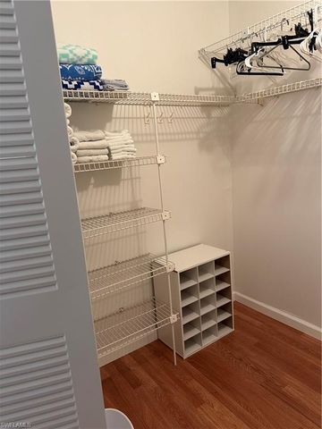 4372 27th CT SW 403, Naples, FL 34116