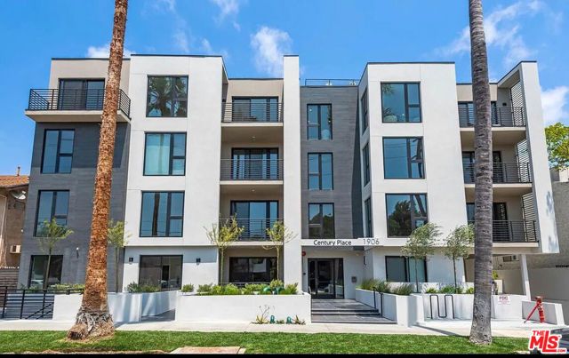 1906 Overland Avenue 201, Los Angeles, CA 90025