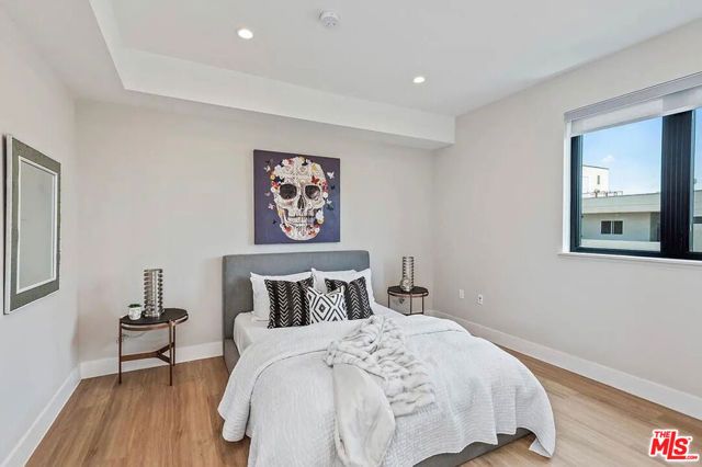 1906 Overland Avenue 201, Los Angeles, CA 90025