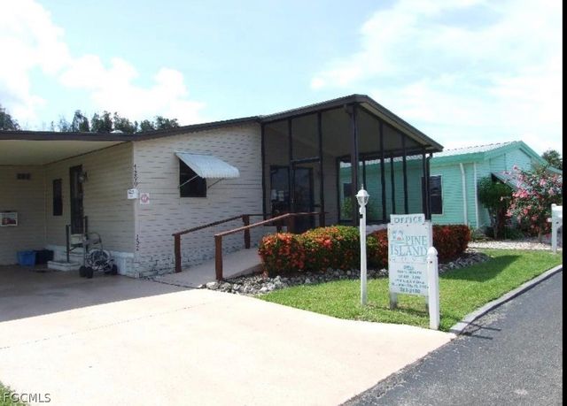 4914 Needle Fish LN, St James City, FL 33956