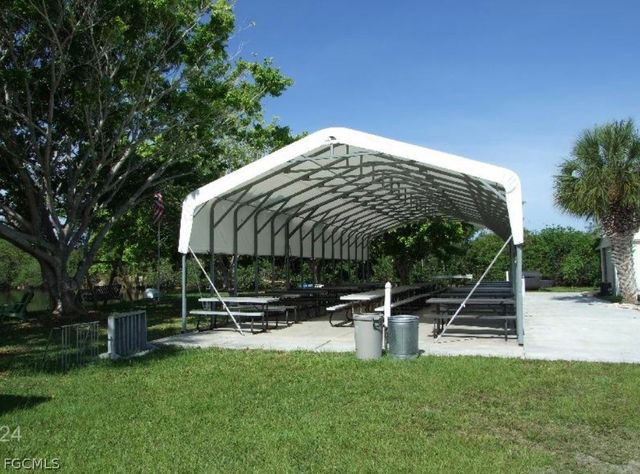 4914 Needle Fish LN, St James City, FL 33956