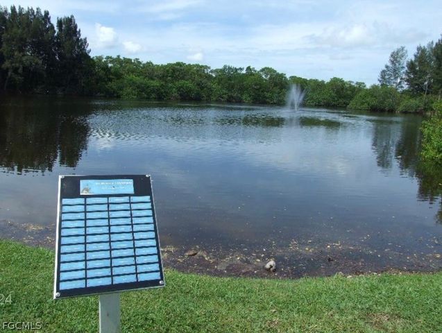 4914 Needle Fish LN, St James City, FL 33956