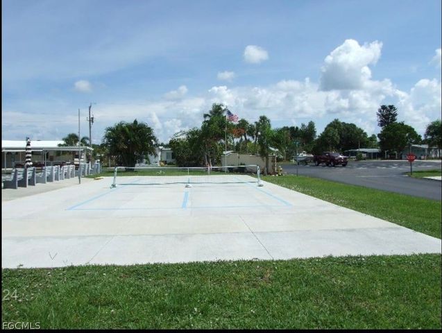 4914 Needle Fish LN, St James City, FL 33956