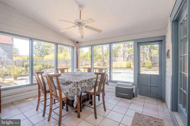 26 BALDWIN ST, Pennington, NJ 08534
