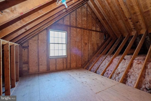 26 BALDWIN ST, Pennington, NJ 08534