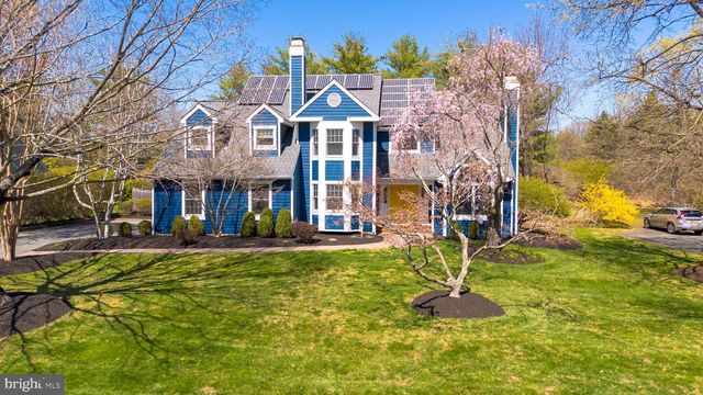 26 BALDWIN ST, Pennington, NJ 08534