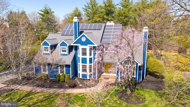 26 BALDWIN ST, Pennington, NJ 08534