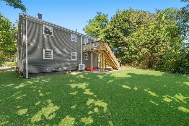 7 Laneway Court B, Narragansett, RI 02882