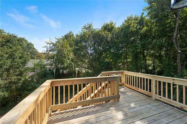 7 Laneway Court B, Narragansett, RI 02882