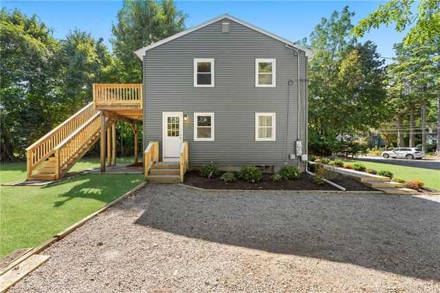 7 Laneway Court B, Narragansett, RI 02882